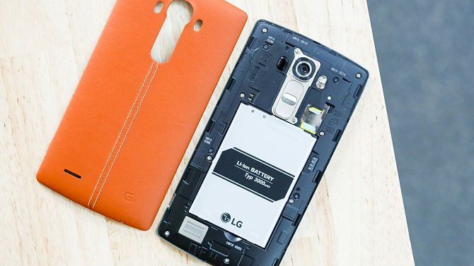 LG avec batterie amovible