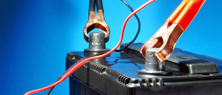 chargement de la batterie de voiture