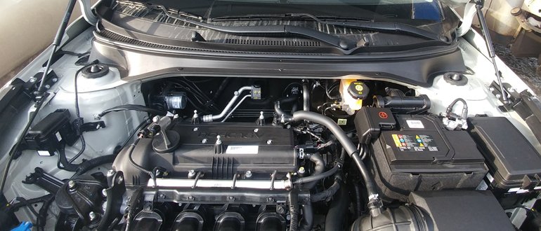 sous le capot de la Kia Rio 3